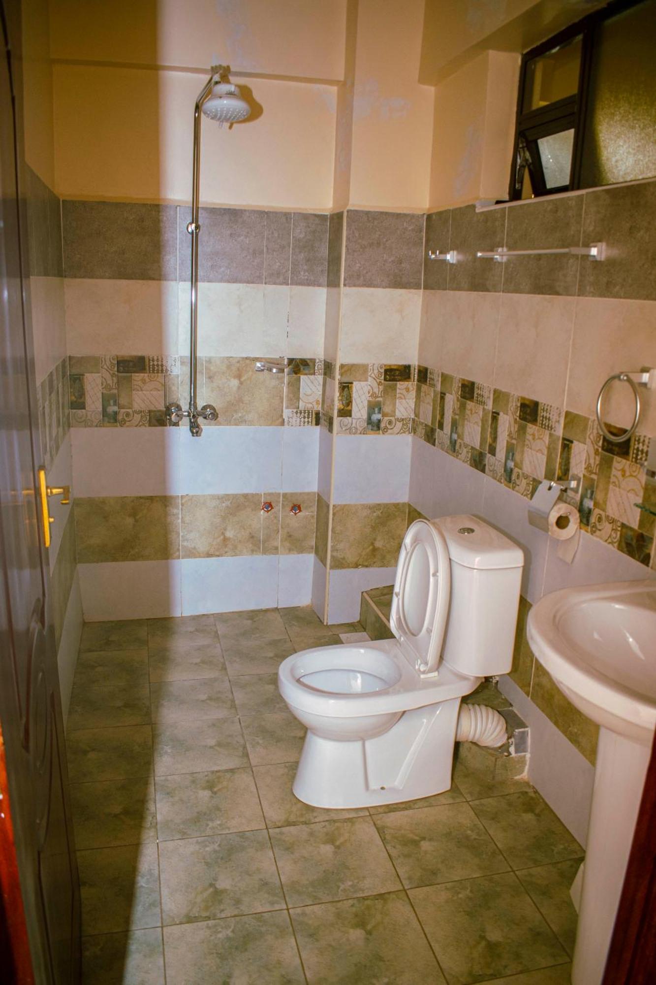 فندق The Binas Place Bungoma المظهر الخارجي الصورة